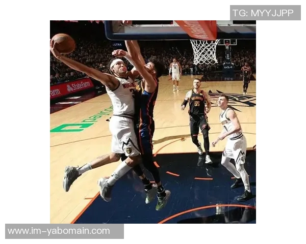 重型轰炸机戈登全场表现出色砍下24分并贡献6篮板1助攻上演精彩空接重扣